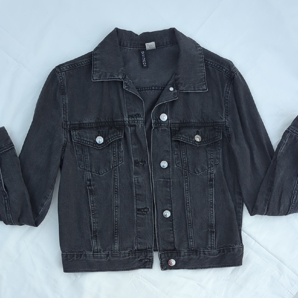 H&M Divided Charcoal Denim Jacket Size 2